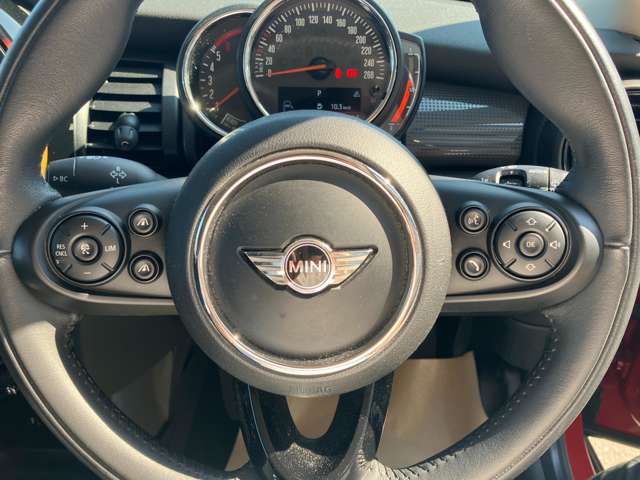 F56 COOPER D (AT)