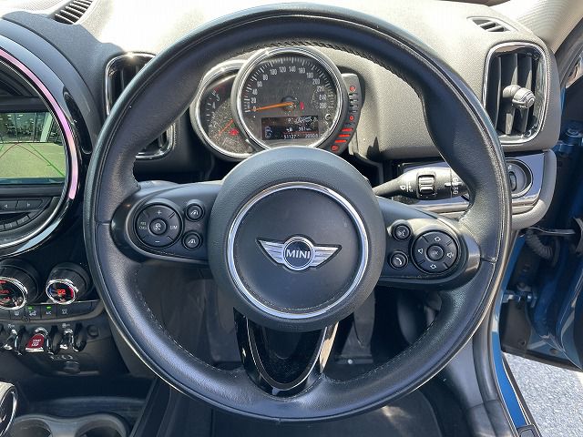 MINI CROSSOVER COOPER D