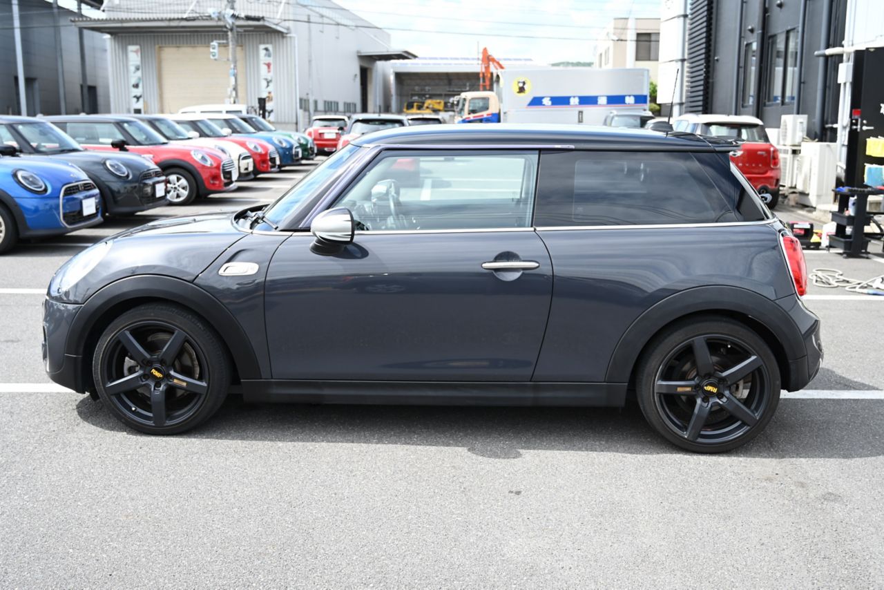 F56 MINI COOPER S