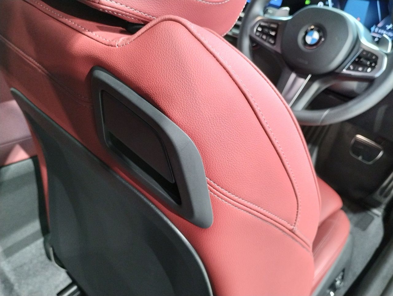 G42 220i Coupe