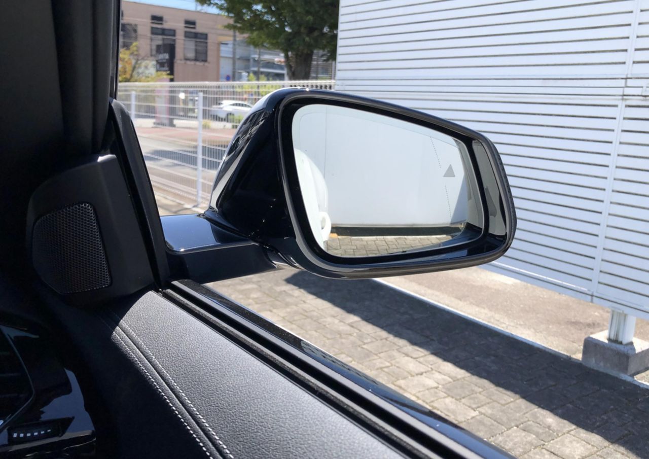 G29 z4 sDrive20i RHD