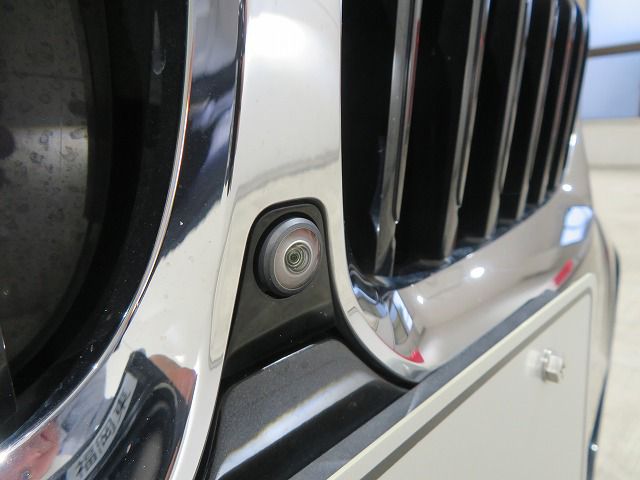 G20 320i Saloon RHD TU