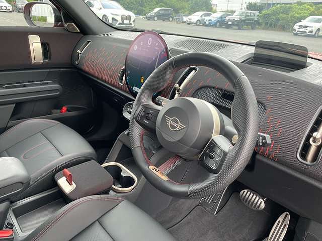 U25 MINI John Cooper Works Countryman ALL4