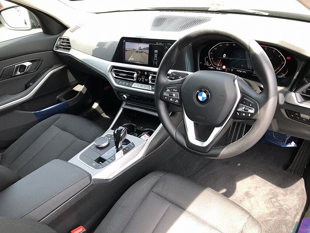 G20 320i Saloon RHD MX