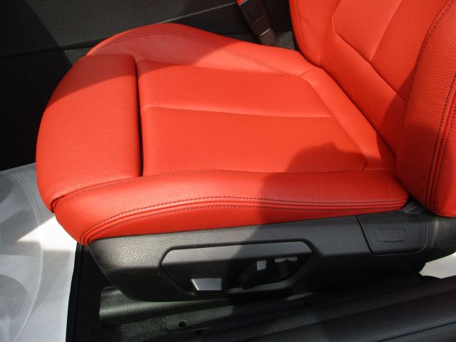 220I CABRIOLET RHD