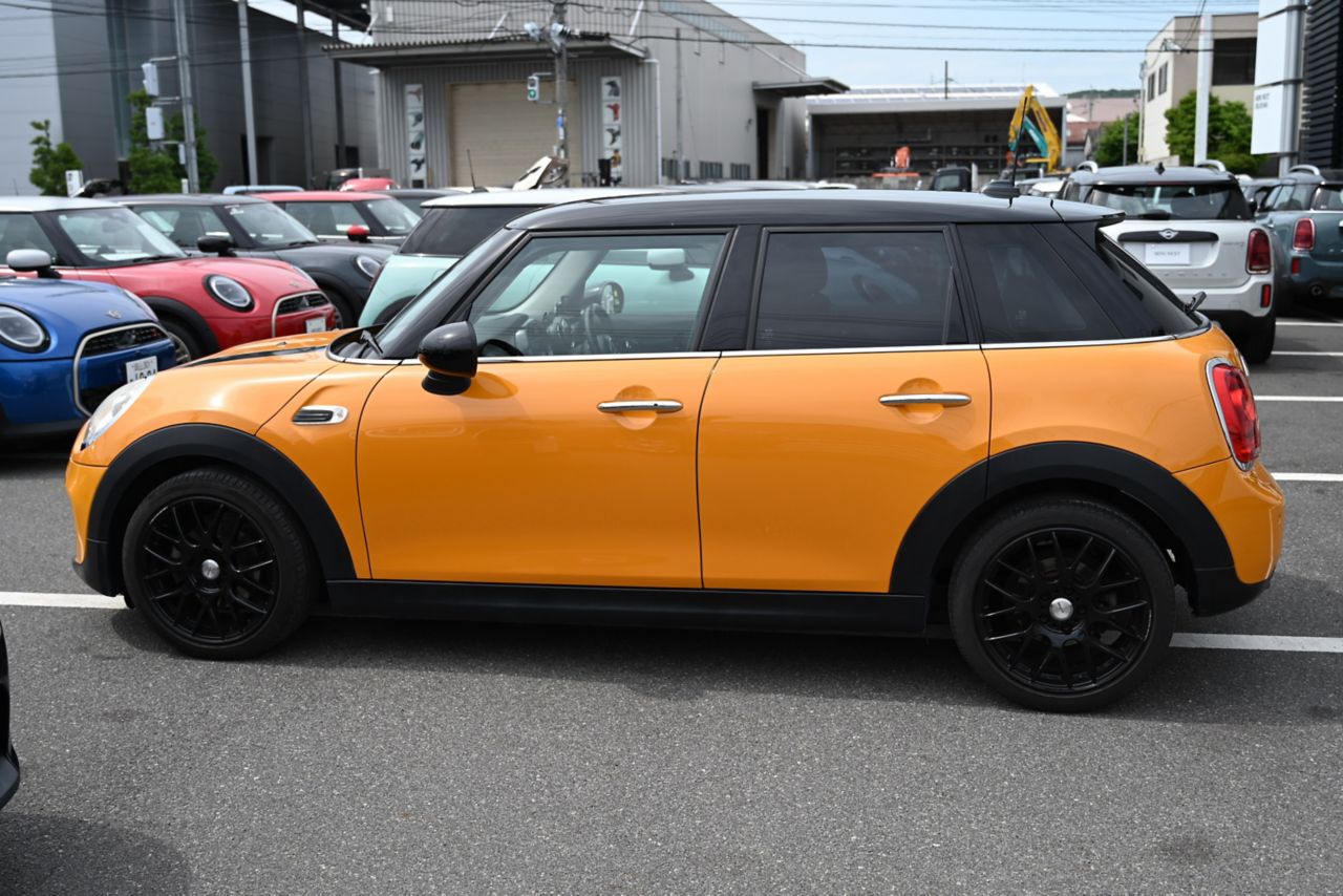 F55 COOPER