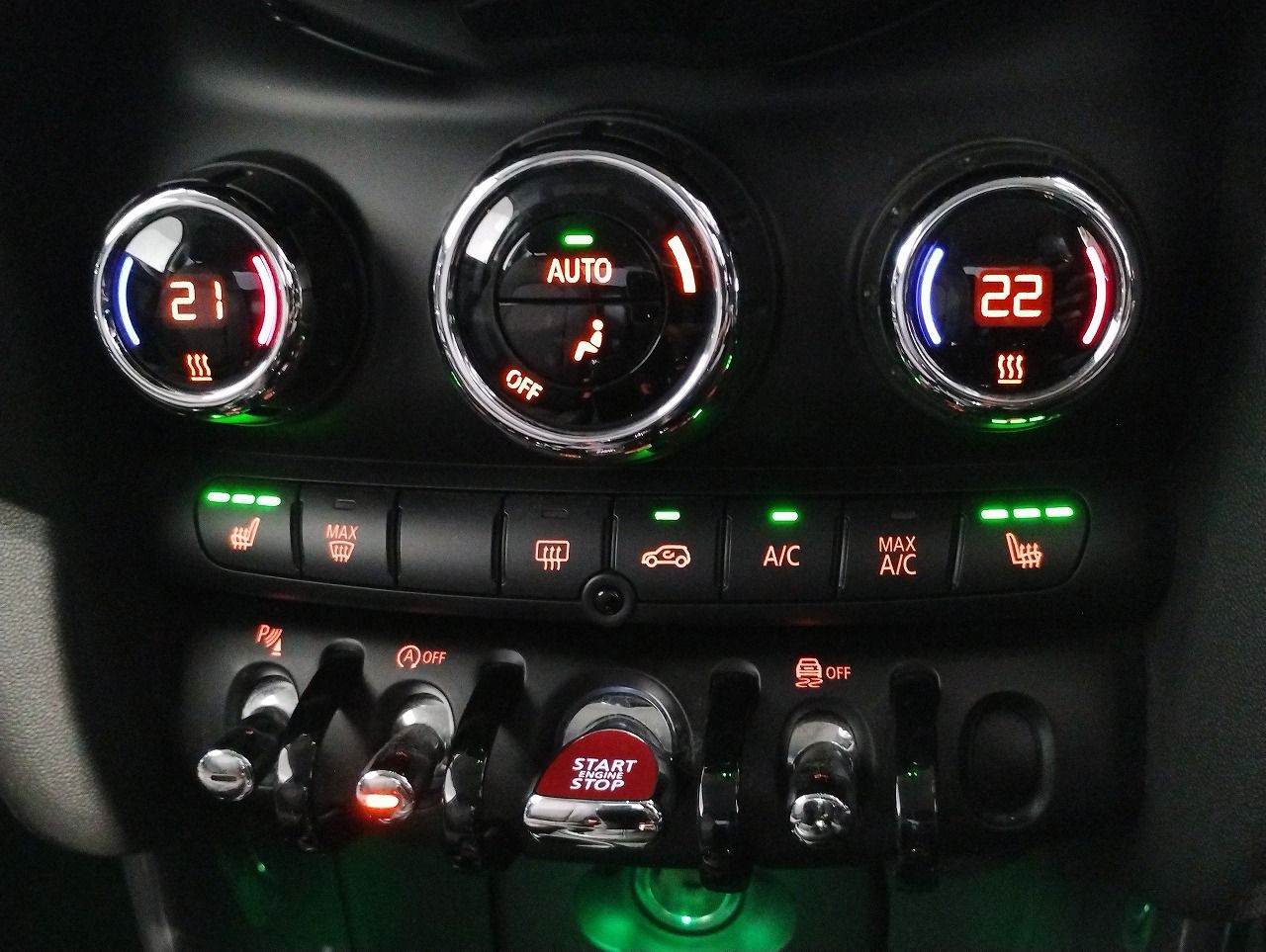 MINI Cooper D 3-Door Hatch