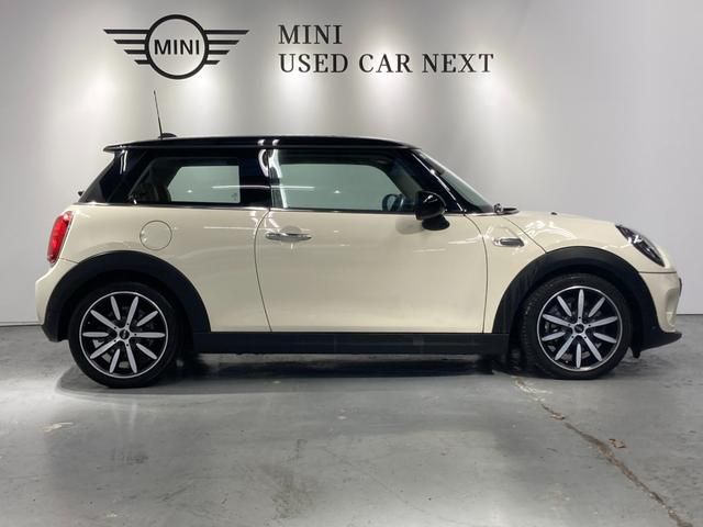 F56 MINI Cooper 3-Door Hatch LCI