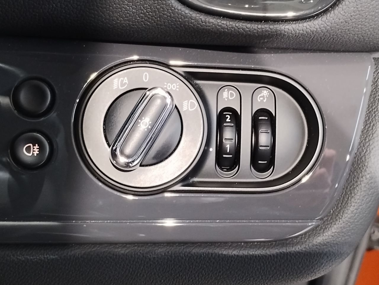 MINI CROSSOVER ONE
