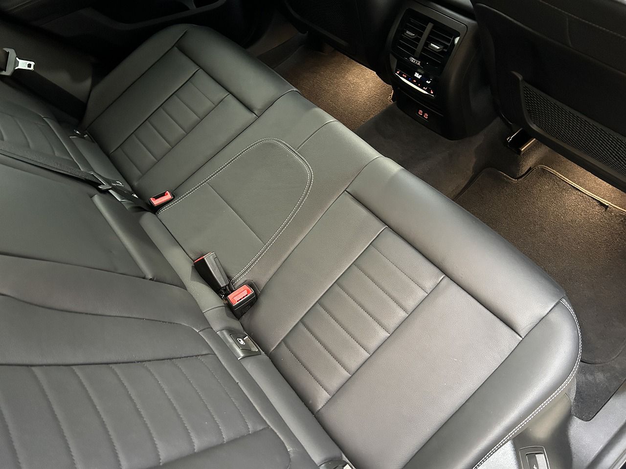 G01 X3 M40d RHD LCI ZA