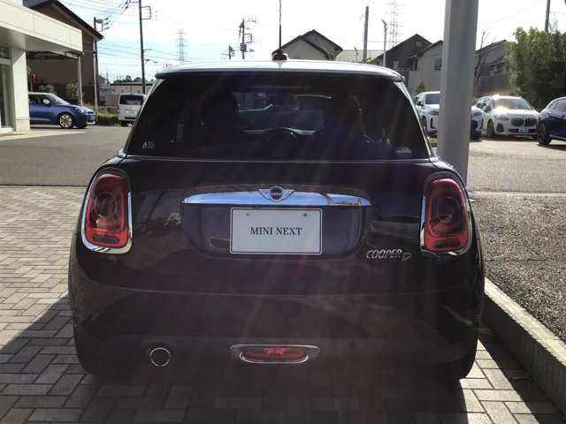 F56 COOPER D (AT)