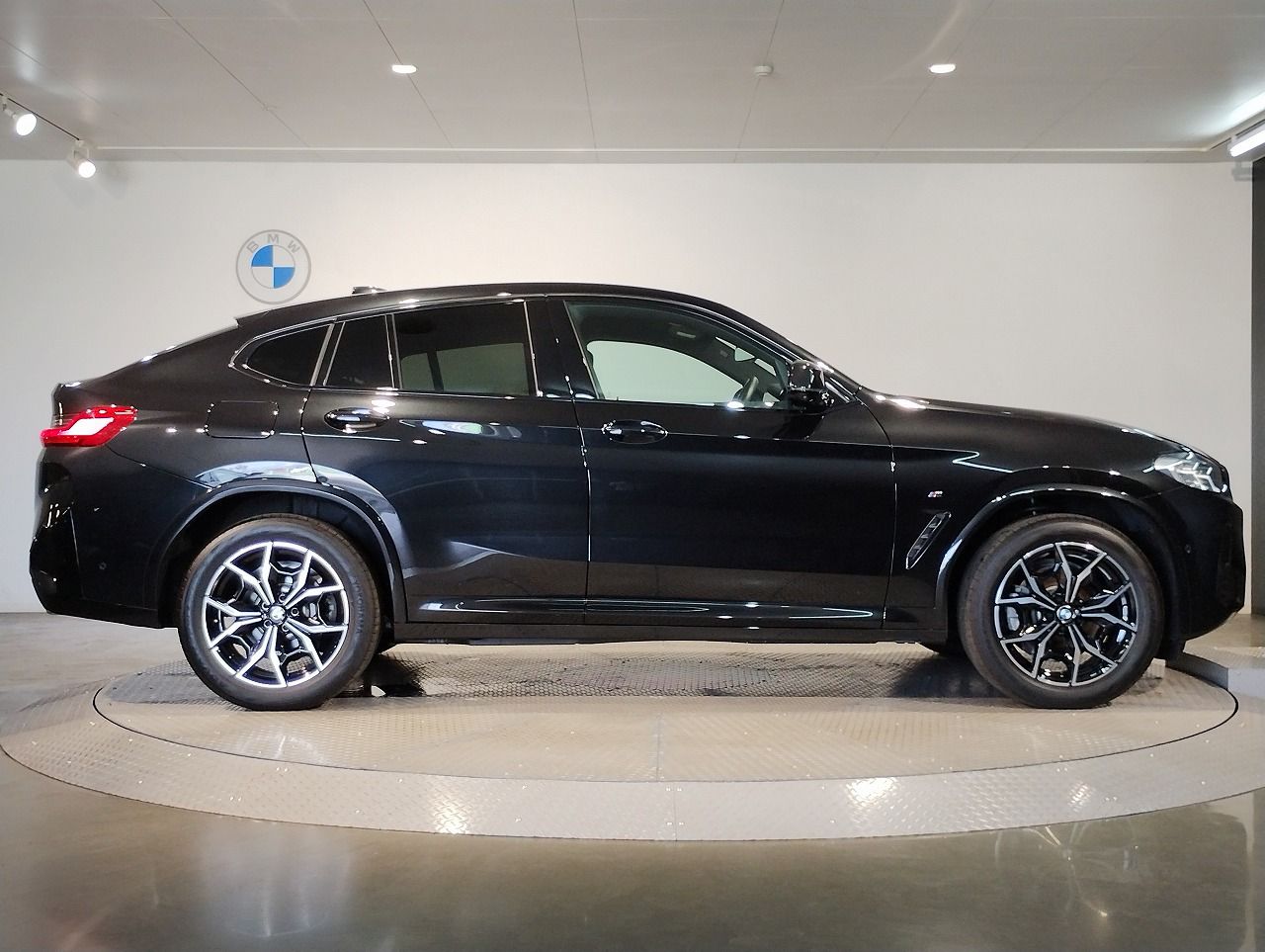 X4 xDrive20d RHD