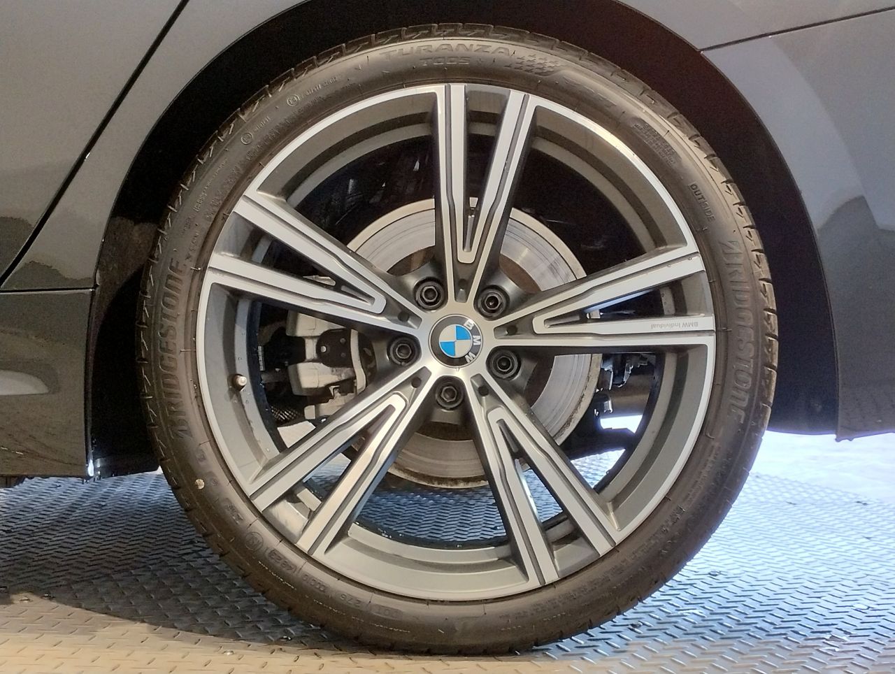 320d xDrive Berline RHD