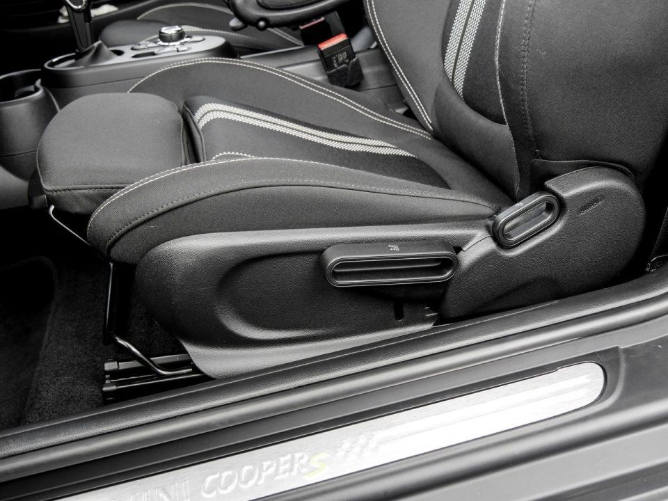 MINI Cooper SE