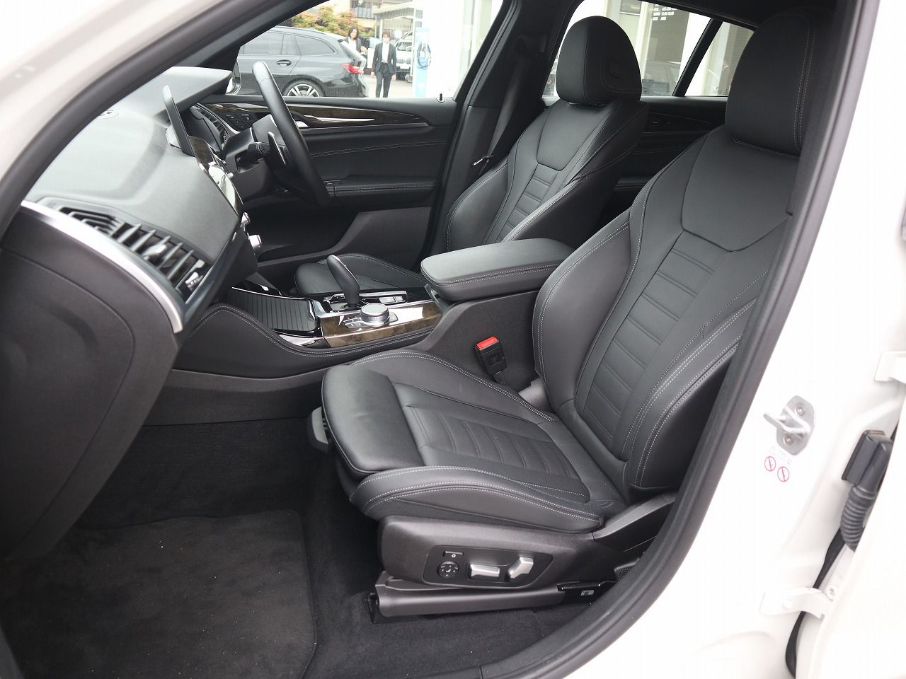 X4 xDrive20d RHD