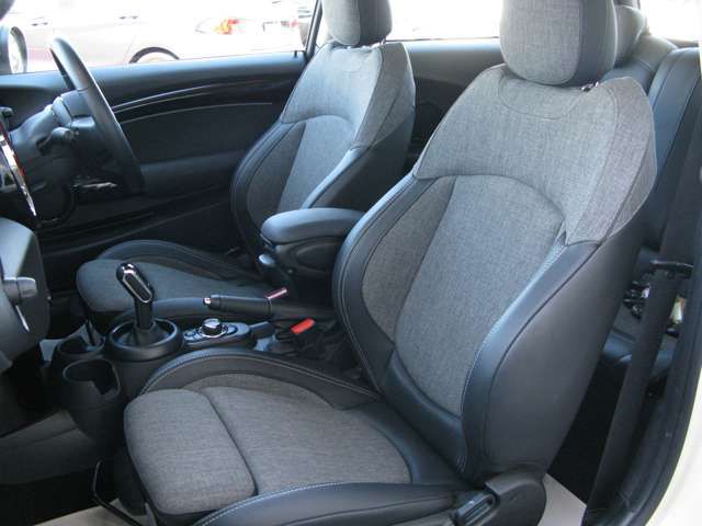 MINI Cooper F56 RHD