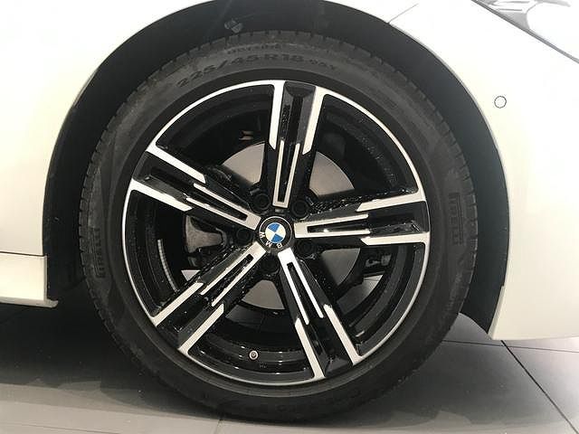 320d xDrive Berline RHD