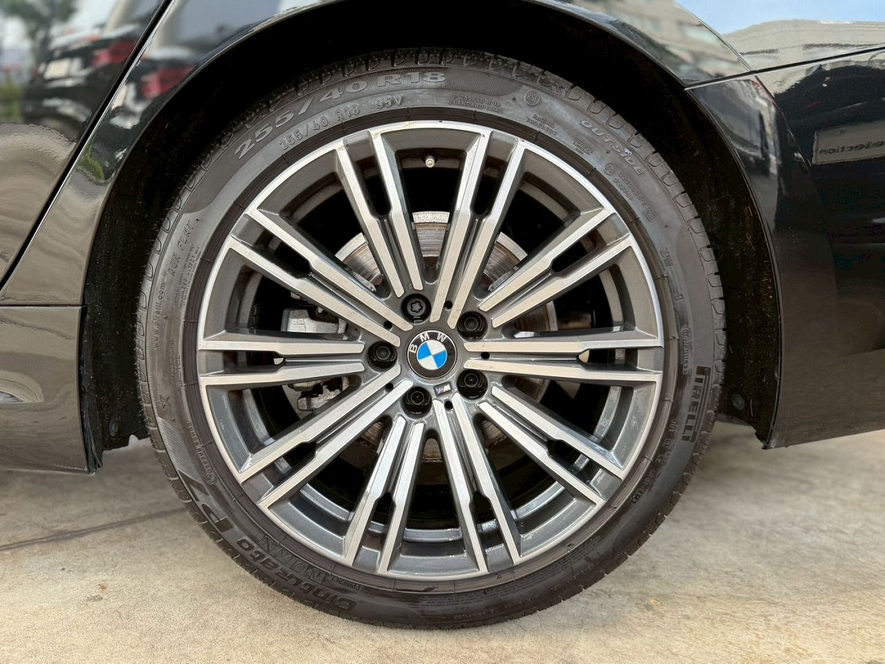 G21 318i Touring