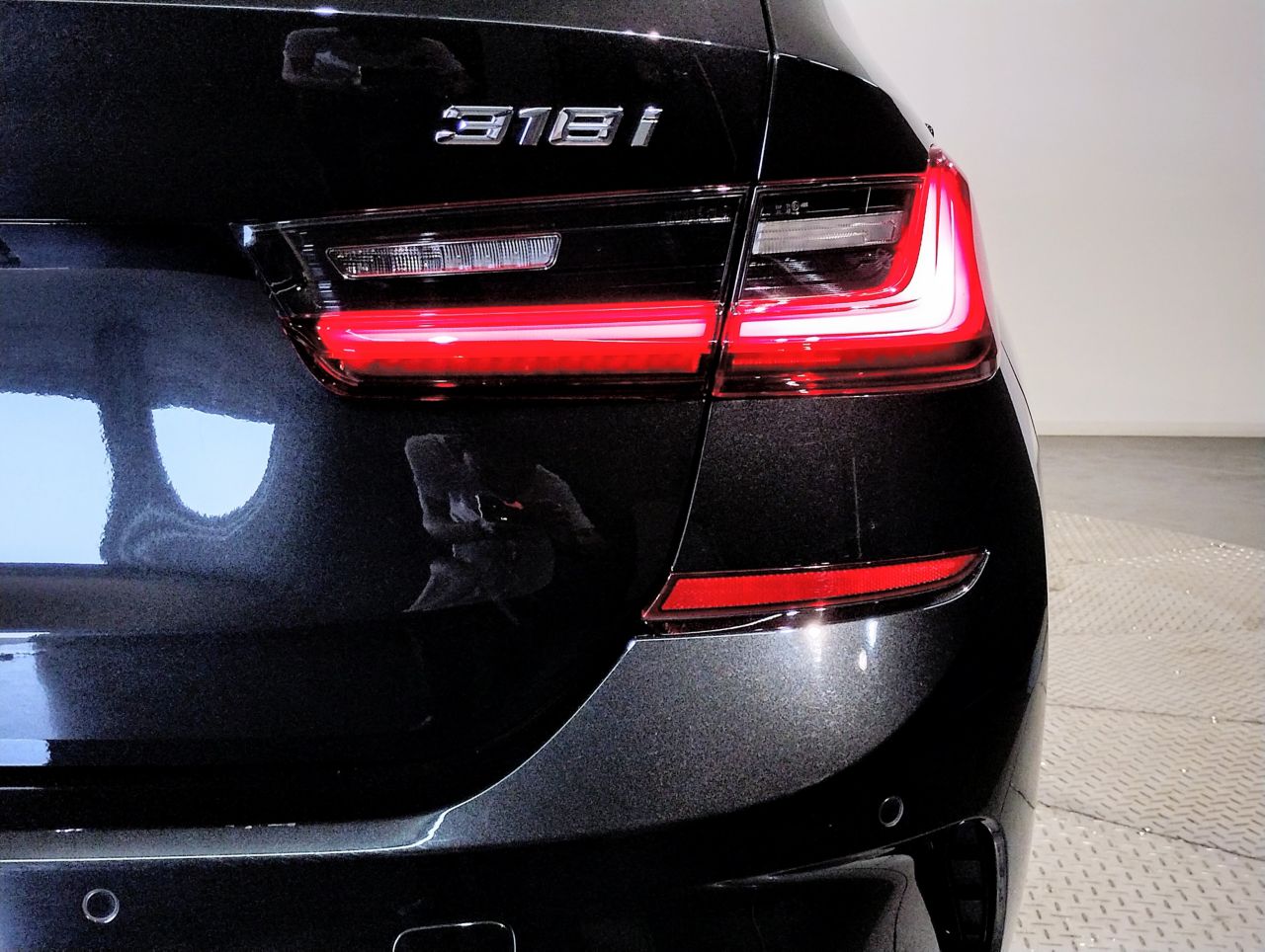 G21 318i Touring