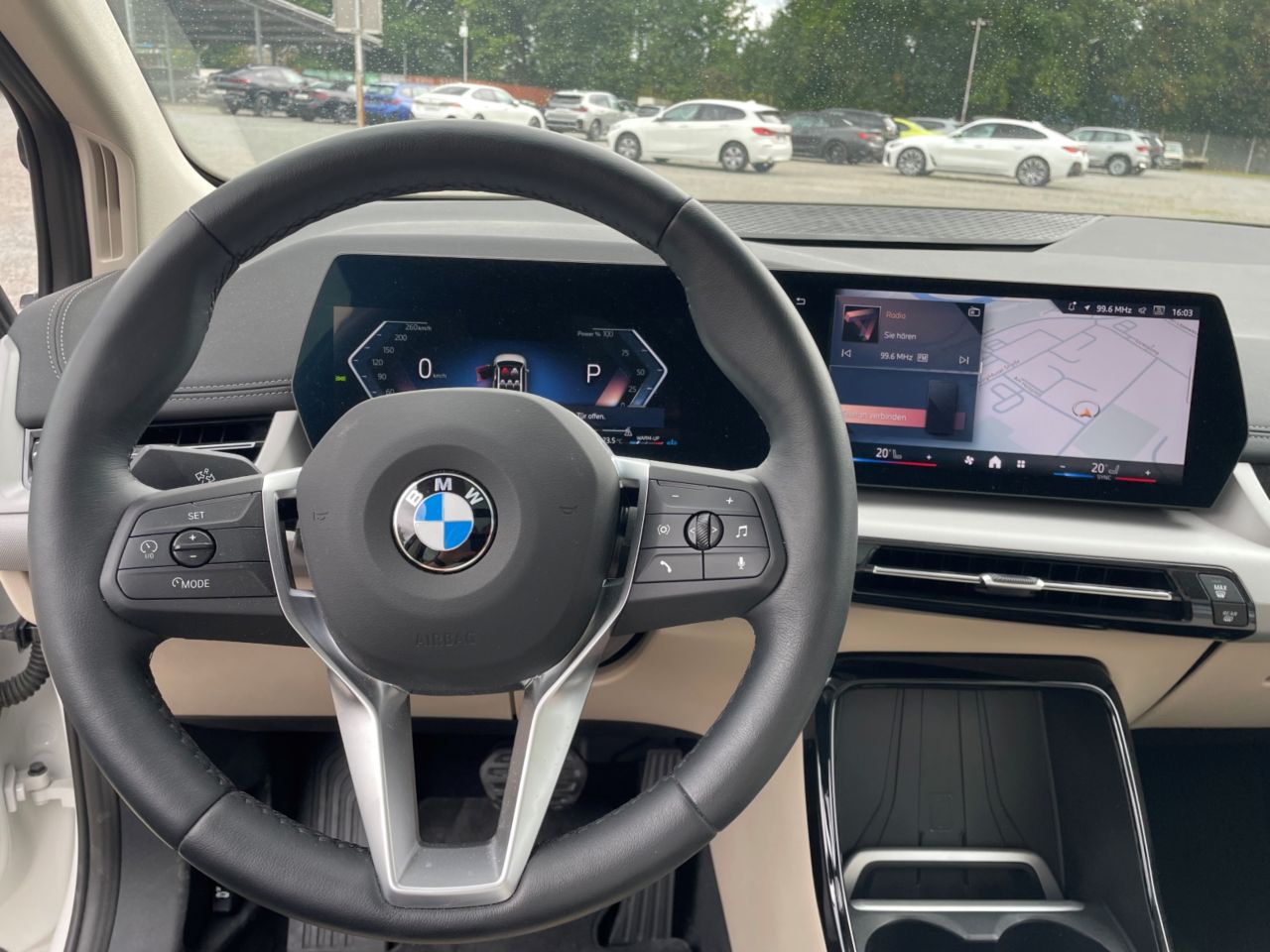 BMW 218