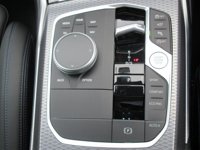 G21 320i Touring LCI RHD