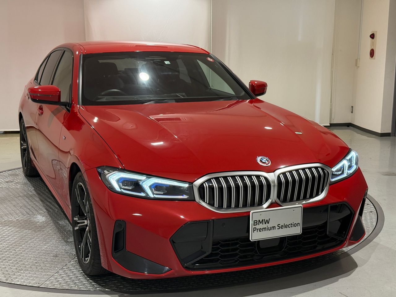 320d xDrive Berline RHD