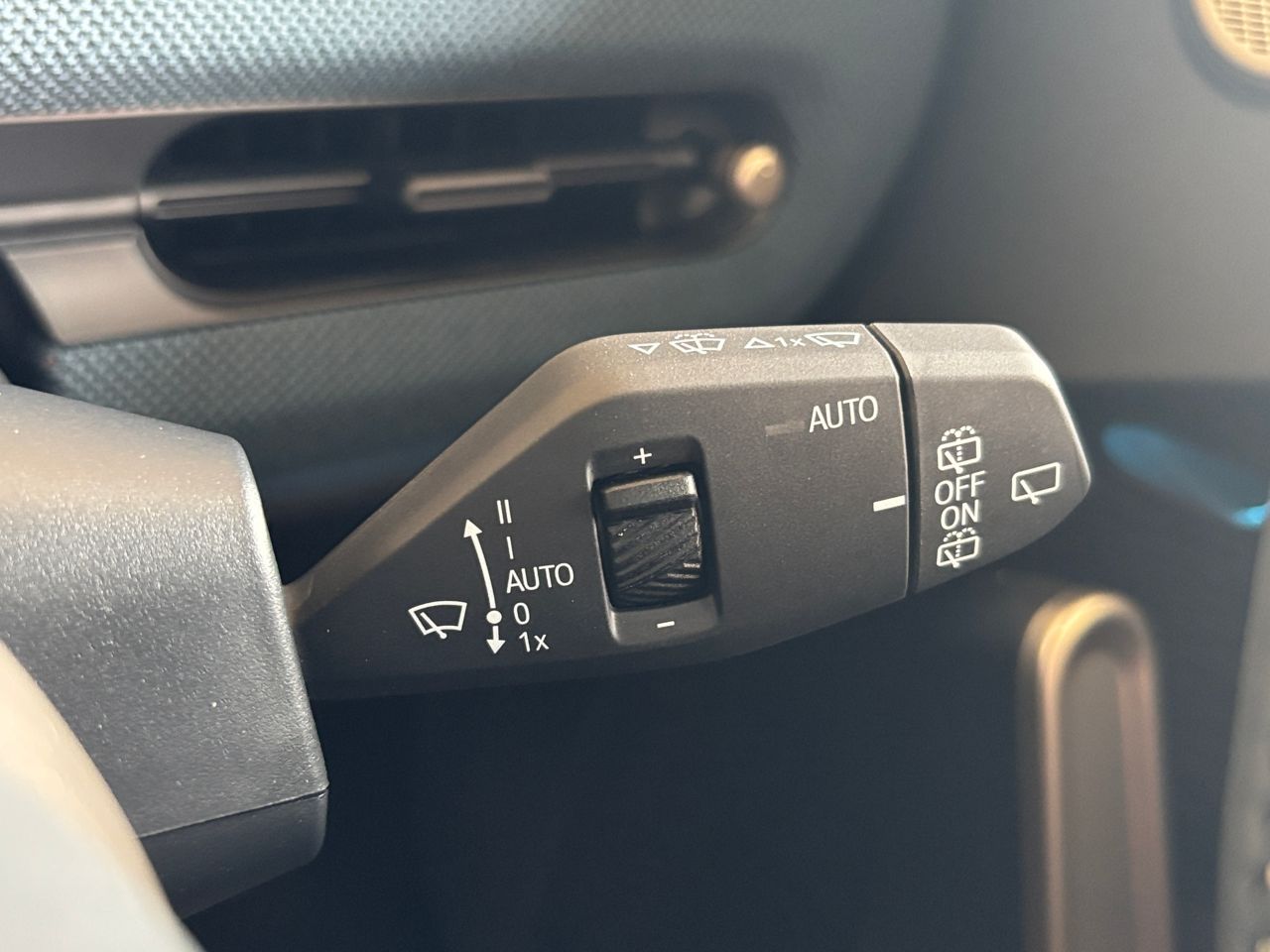 J05 MINI Aceman SE