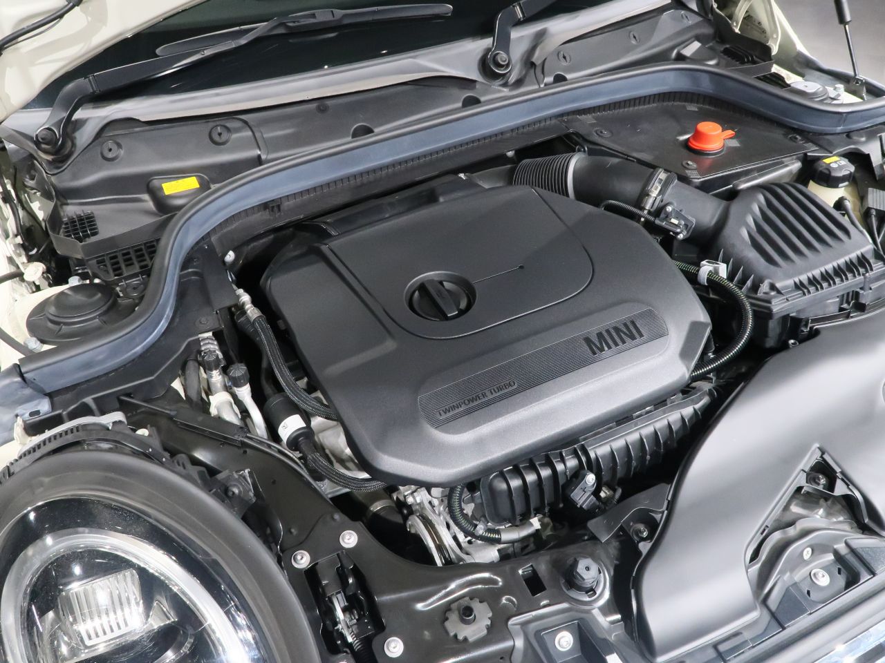 F55 MINI Cooper 5-Door Hatch LCI