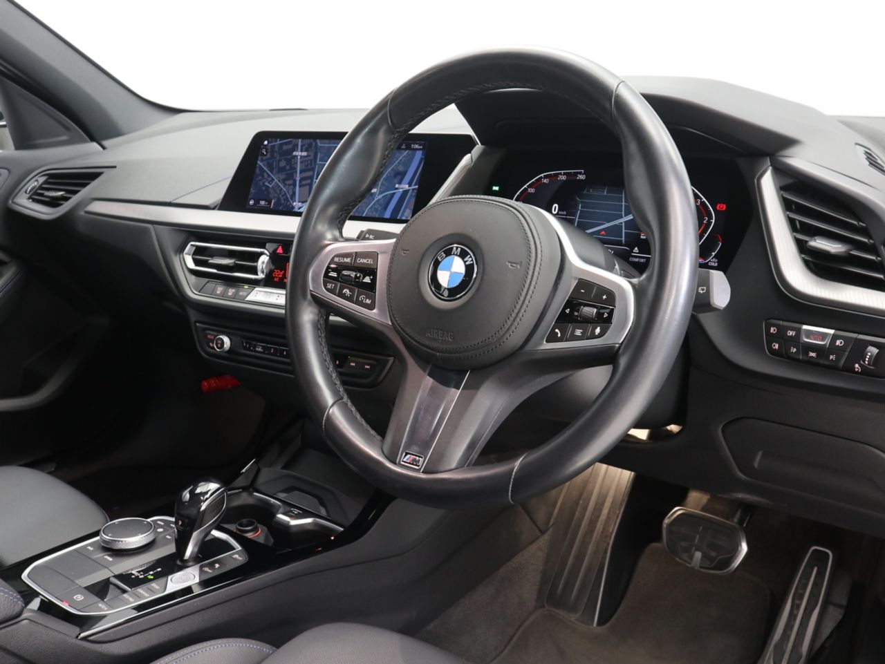 F40 118d Sports Hatch 5-door B47 2.0d