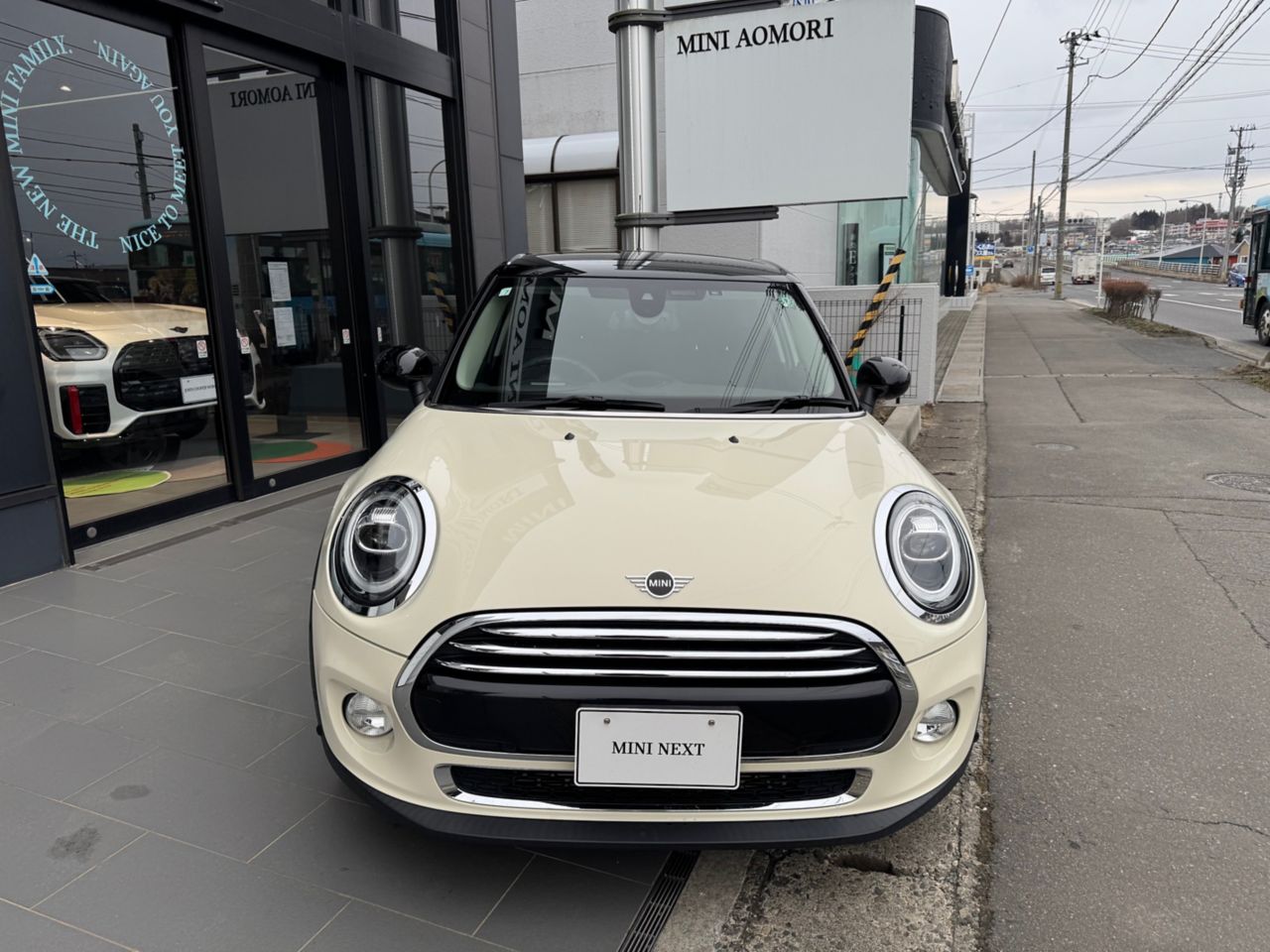 F55 MINI Cooper 5-Door Hatch LCI