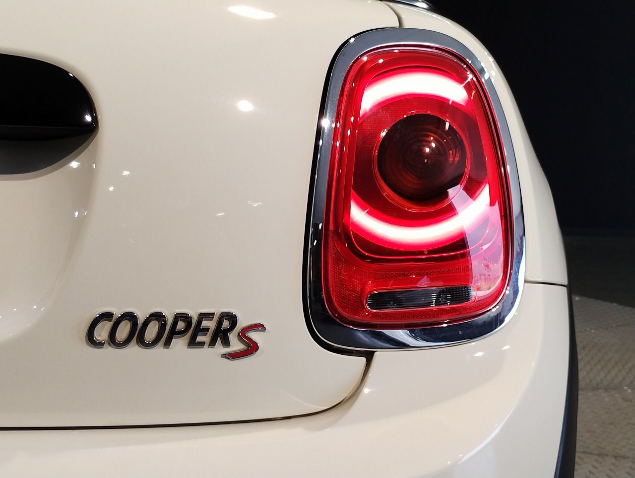 F56 MINI COOPER S