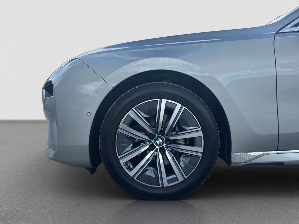 BMW 740
