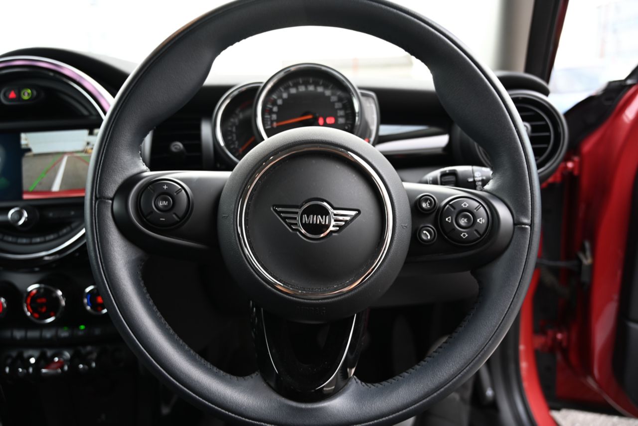 F55 MINI Cooper 5-Door Hatch LCI