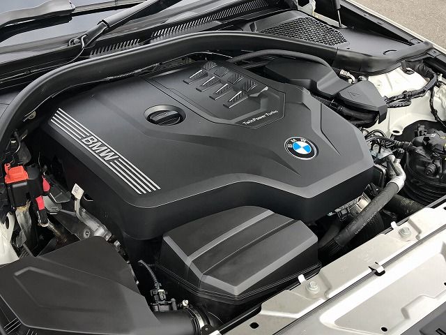 G21 320i RHD