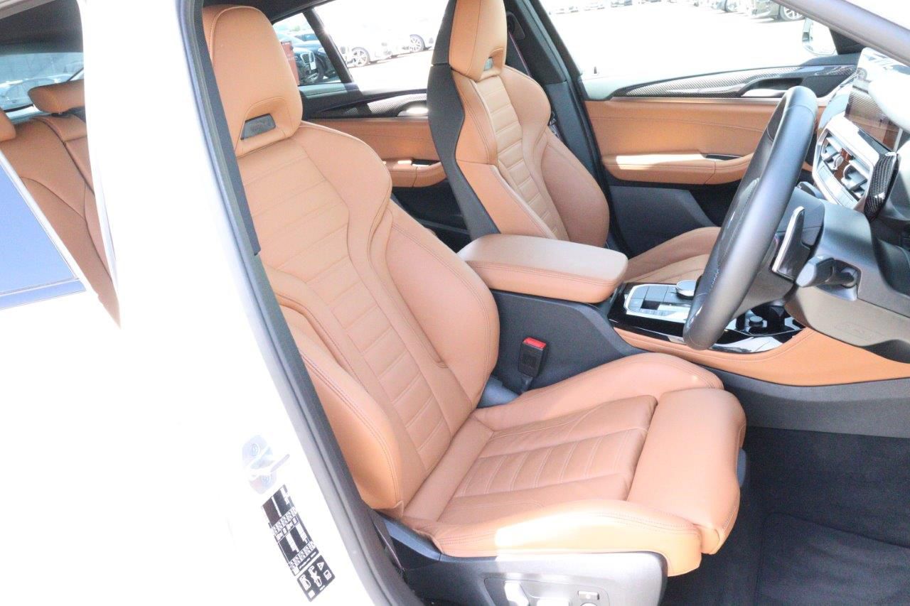 G02 X4 M40i RHD LCI