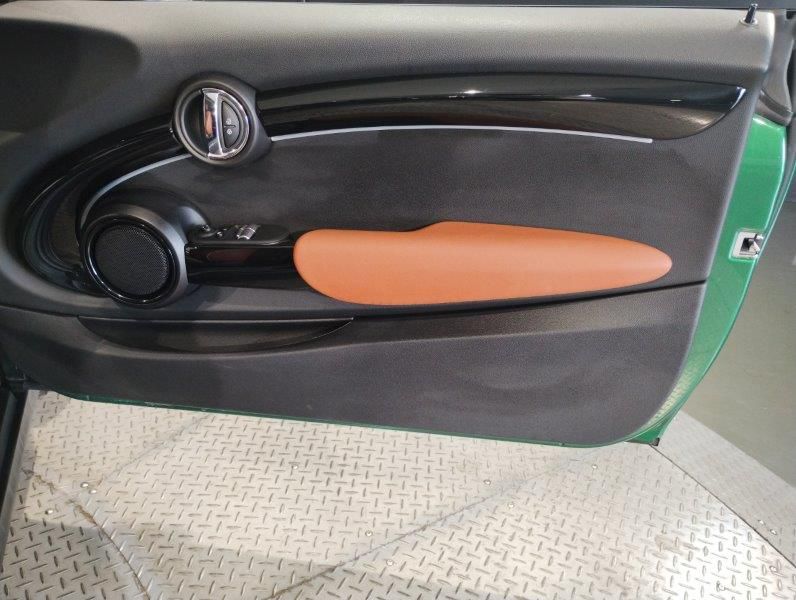 MINI Cooper F56 RHD