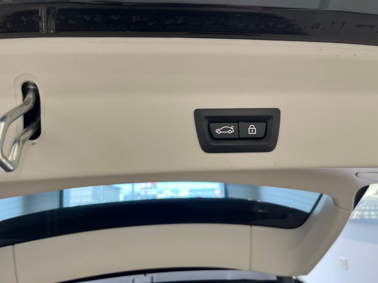 X3 20D