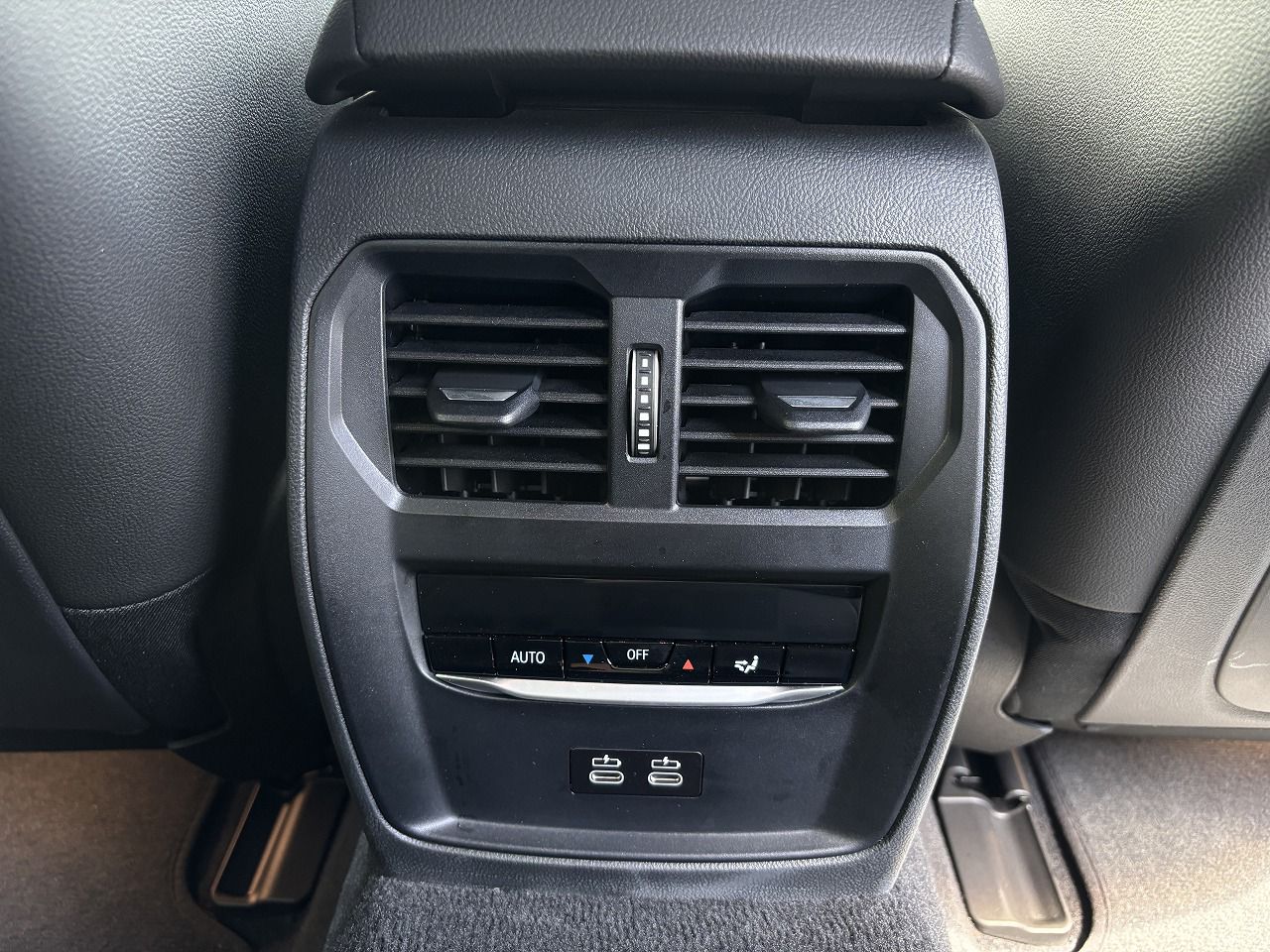 G26 i4 eDrive40 RHD