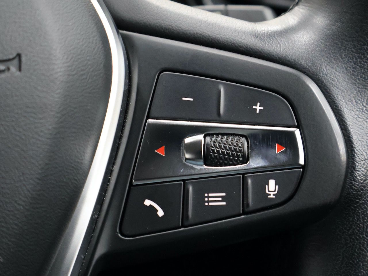 F40 118d Sports Hatch 5-door B47 2.0d