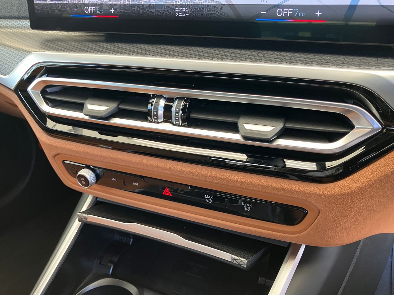 320d xDrive Berline RHD