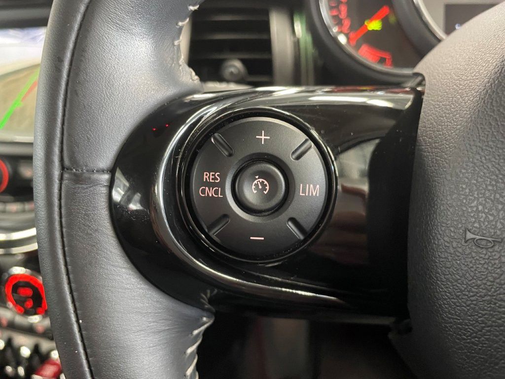 F55 MINI Cooper 5-Door Hatch LCI