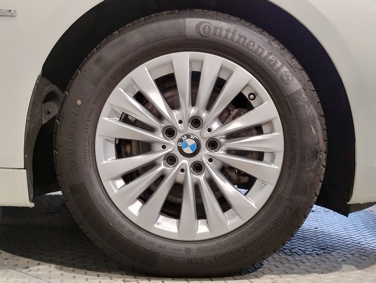218D ACTIVE TOURER RHD