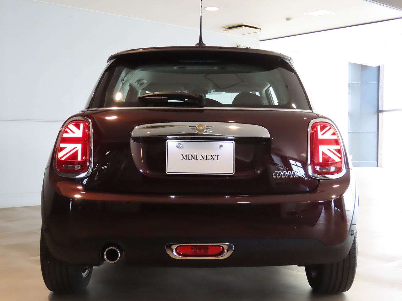 F56 MINI Cooper 3-Door Hatch LCI