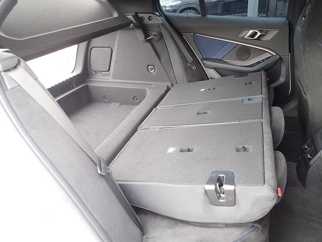 F40 118d Sports Hatch 5-door B47 2.0d