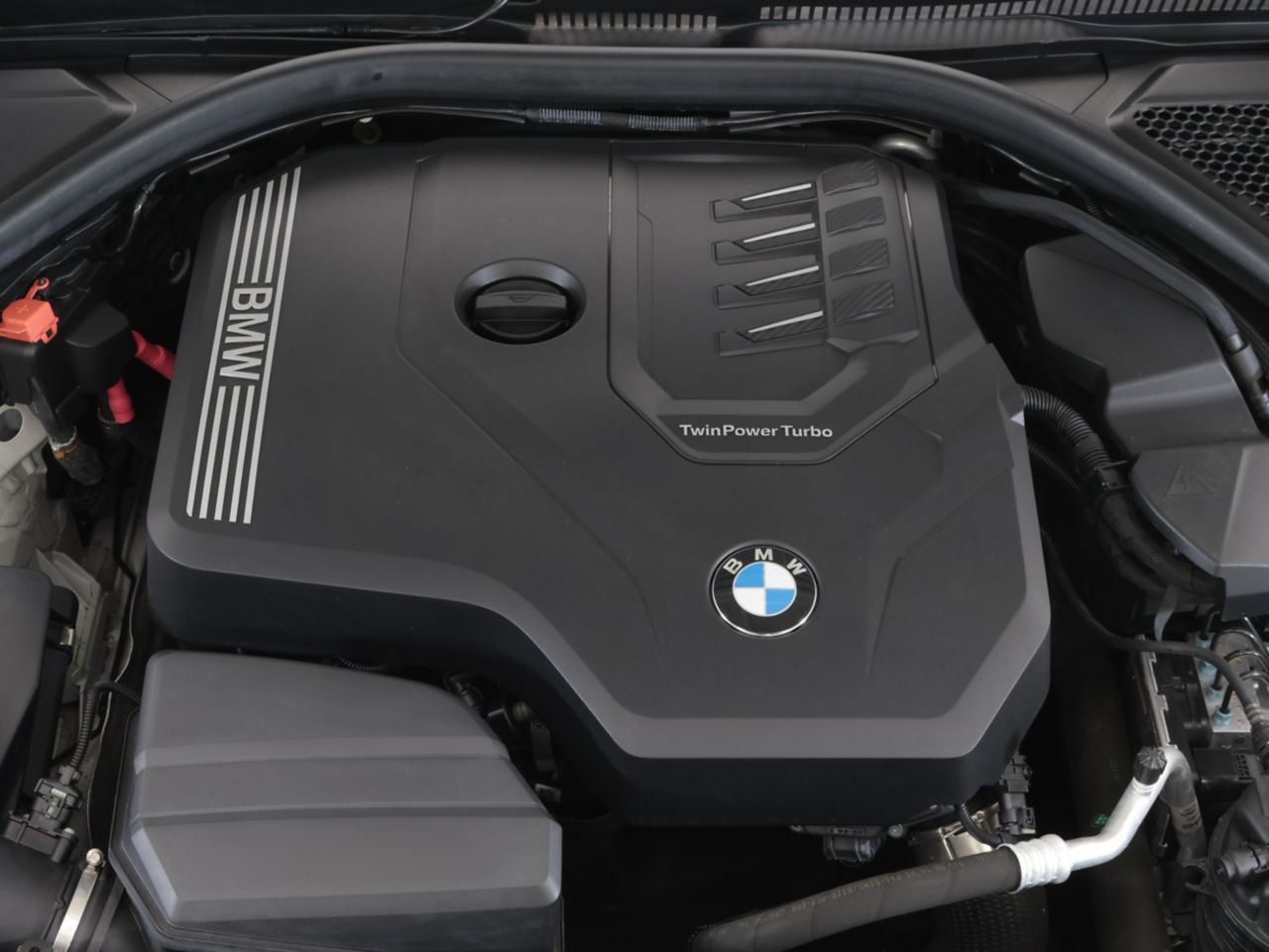 G20 320i Saloon RHD MX