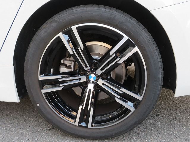 G20 320i Saloon LCI RHD MX