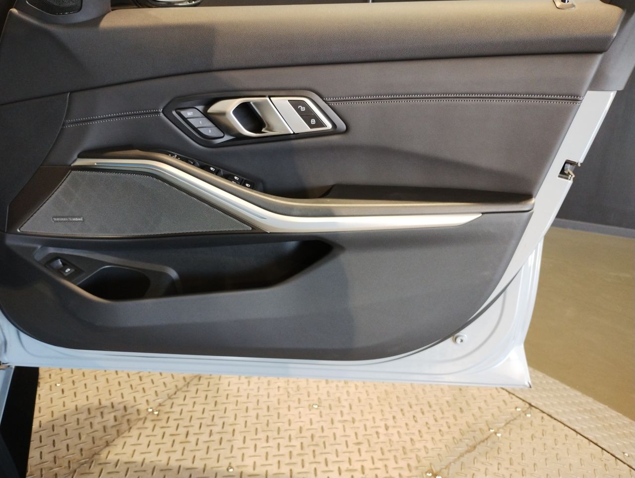 G80 M3 Competition M xDrive Saloon RHD