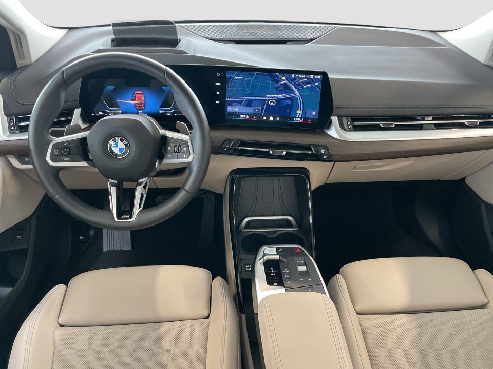 BMW 218