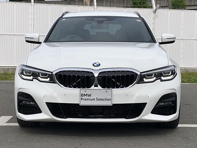 G21 320i RHD