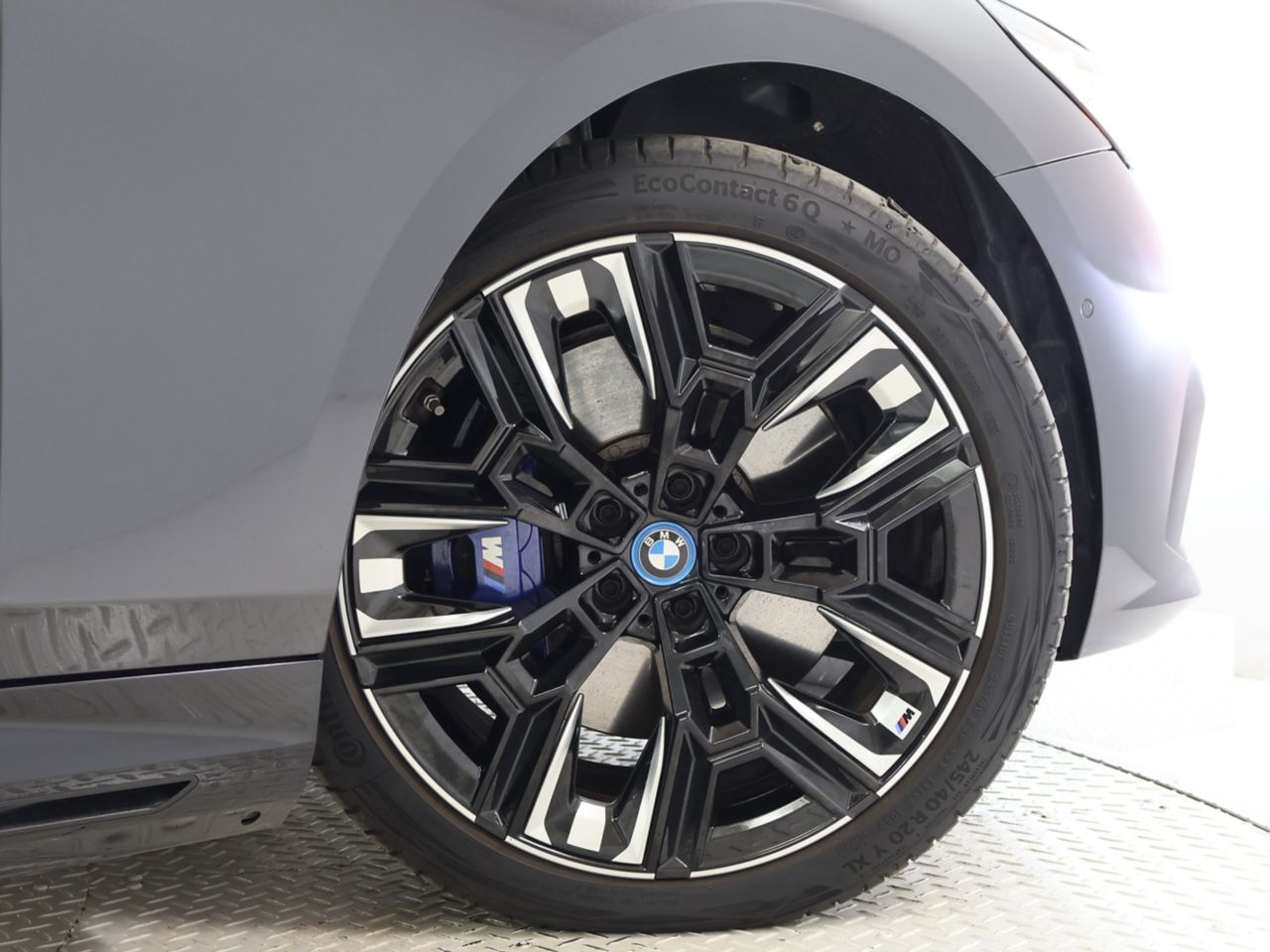 BMW i5 M60 xDrive Sedan RHD